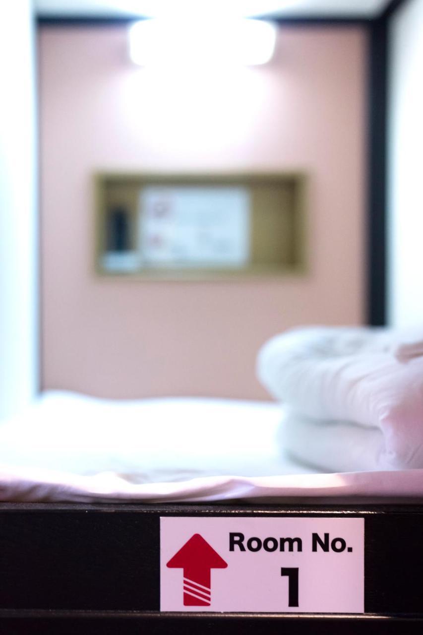 Capsule Hotel Hatagoya Tokyo Eksteriør billede